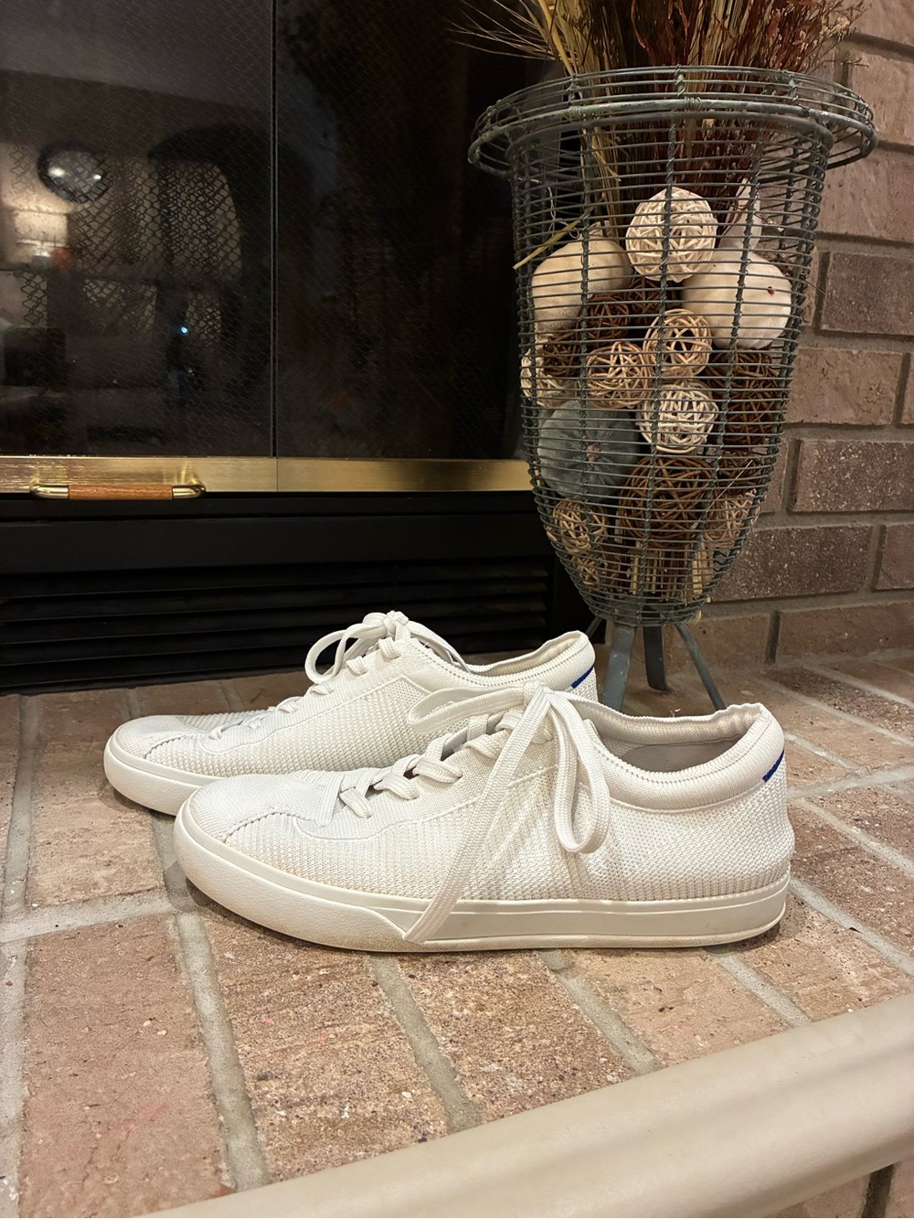 Rothy’s The Lace Up Sneaker White Knit Sneakers Women’s Size 9